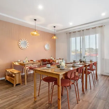 Quinta Dos Raposos- Portugal Casa de Campo Nazaré