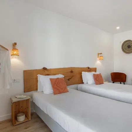 Landhaus Quinta Dos Raposos- Portugal *