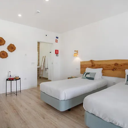 Quinta Dos Raposos- Portugal Casa de Campo Nazaré